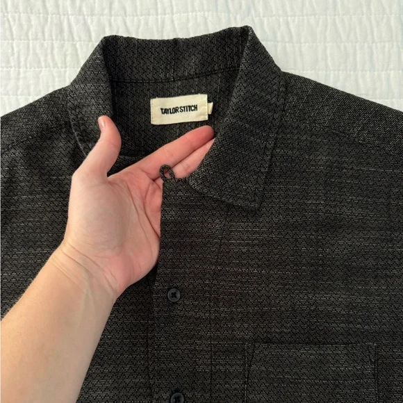 The Hawthorne Taylor Stitch Black Geometric Short Sleeve Shirt - Picture 4 of 10